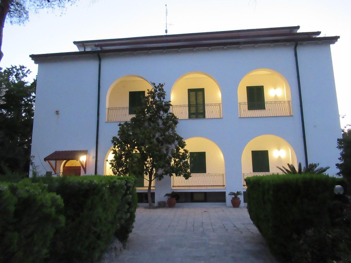 Villa Marta Taranto Exterior foto