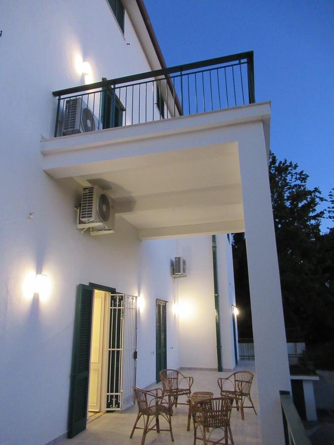 Villa Marta Taranto Exterior foto